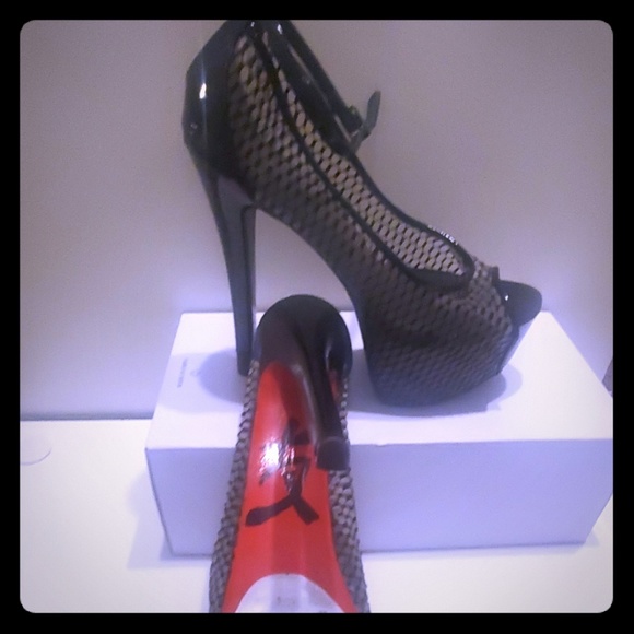 Custom Platform Stiletto Peep toe w Painted bottom - Picture 1 of 8